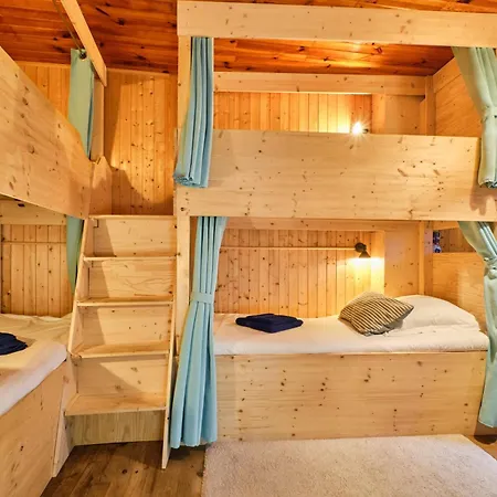 Holiday home Jacuzzi Sauna Terrasse Venosc *